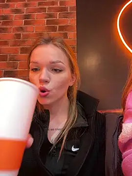 KitteCat online show from February 2025 04:23:02 PM