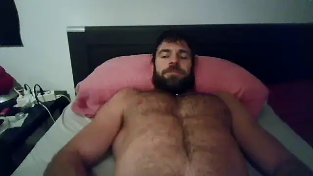 alpha-hunk online show from October 2025 08:10:01 PM