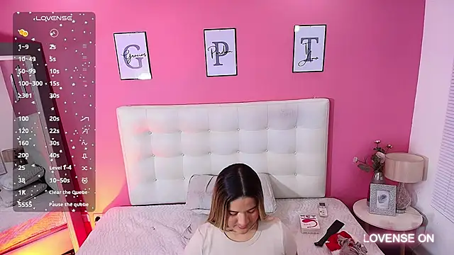 collegepawglovedaddy online show from December 2024 08:09:01 PM