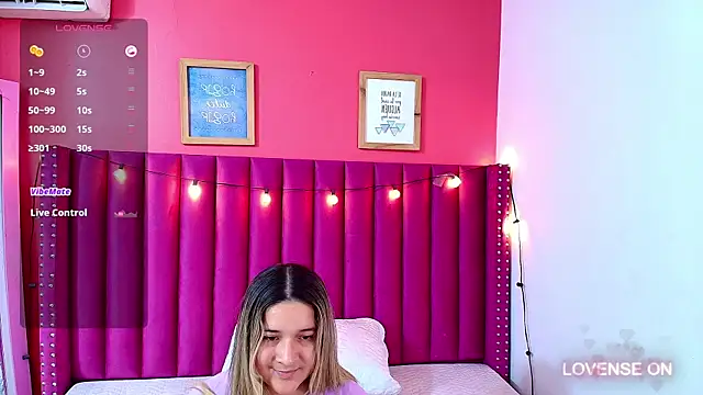 collegepawglovedaddy online show from December 2024 08:00:02 PM