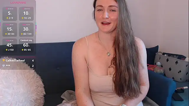 Snapshot of BustyBonnieUK chatting on October 2025 11:21:02 AM BustyBonnieUK online show from October 2025 11:21:02 AM