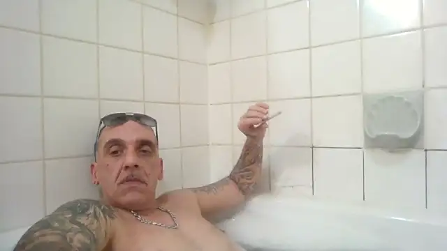 CandiedPompano online show from October 2025 03:07:02 AM