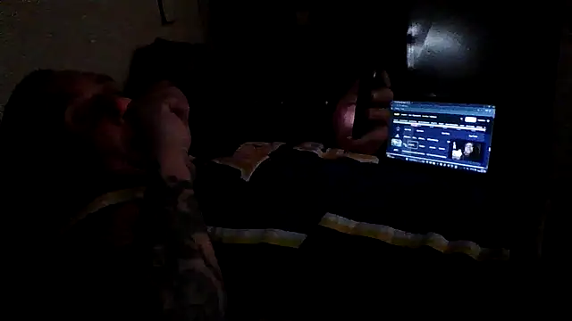 CandiedPompano online show from October 2025 04:26:01 AM