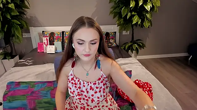 Snapshot of VeronikaVel chatting on October 2025 09:24:01 PM VeronikaVel online show from October 2025 09:24:01 PM