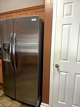 Snapshot of choclatepeaach chatting on November 2025 06:31:01 PM choclatepeaach online show from November 2025 06:31:01 PM