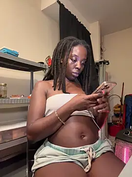 Snapshot of choclatepeaach chatting on November 2025 12:21:01 AM choclatepeaach online show from November 2025 12:21:01 AM