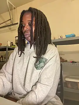 Snapshot of choclatepeaach chatting on November 2025 11:43:02 AM choclatepeaach online show from November 2025 11:43:02 AM