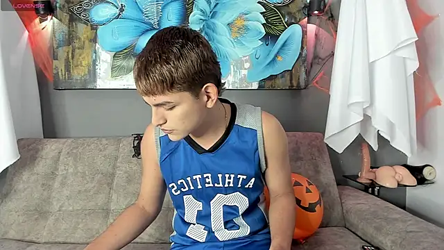 Snapshot of Lyam_ap chatting on October 2025 06:52:01 PM Lyam ap online show from October 2025 06:52:01 PM