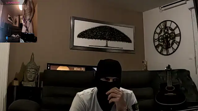 Snapshot of ApollonFit_x69 chatting on November 2025 12:31:02 AM ApollonFit x69 online show from November 2025 12:31:02 AM