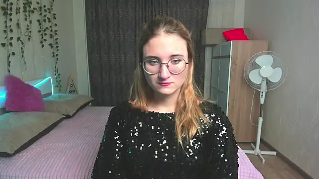 Miss Elsa  online show from December 2024 02:53:02 AM