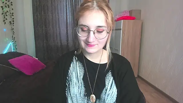Miss Elsa  online show from January 2025 03:23:02 AM