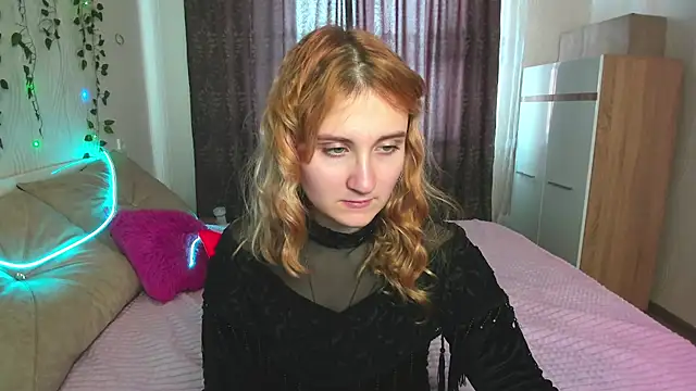 Miss Elsa  online show from February 2025 07:28:02 AM