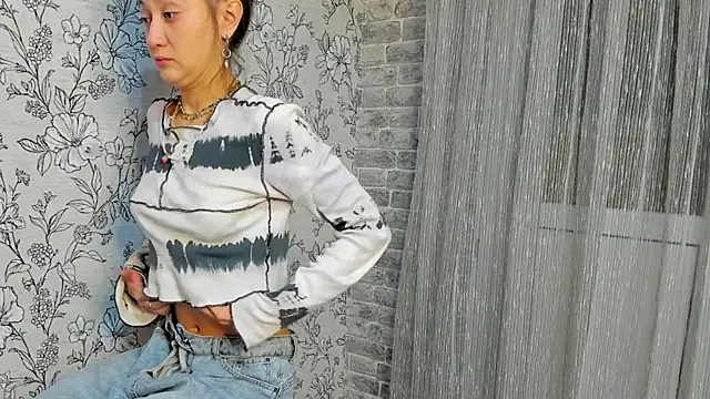 EllaSky xoxo online show from November 2025 11:15:01 PM