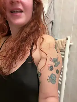 Snapshot of Nala_95 chatting on December 2024 05:18:02 PM Nala 95 online show from December 2024 05:18:02 PM