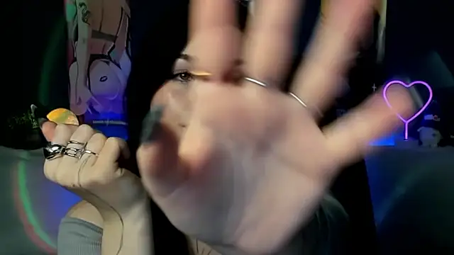 AkiraKatsu online show from December 2024 09:40:02 AM