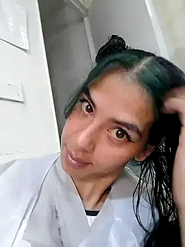 Alisson 420 online show from November 2025 07:24:02 PM