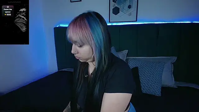 Snapshot of Veronica_Goddes chatting on March 2025 01:18:02 PM Veronica Goddes online show from March 2025 01:18:02 PM