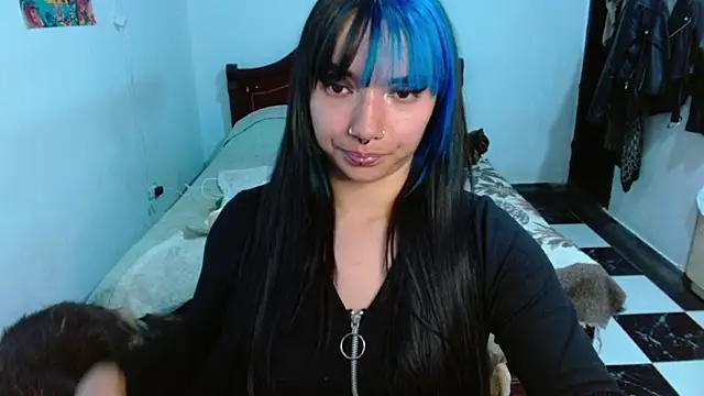 Snapshot of Veronica_Goddes chatting on October 2025 08:33:01 AM Veronica Goddes online show from October 2025 08:33:01 AM