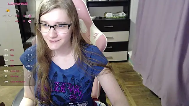 Snapshot of Tomato_Tease chatting on November 2025 04:17:02 PM Tomato Tease online show from November 2025 04:17:02 PM