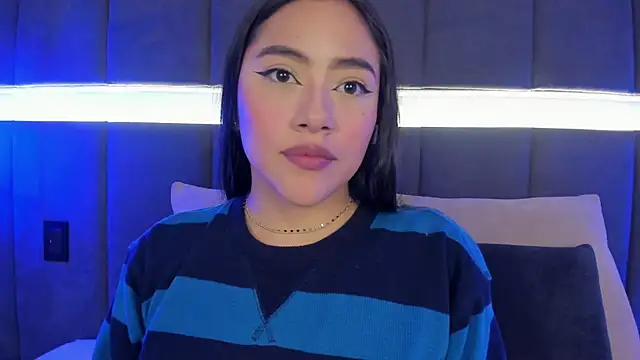 nicolle pierce online show from January 2025 02:56:02 PM