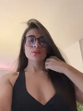 Snapshot of MariaIsabella8 chatting on November 2025 09:26:02 PM MariaIsabella8 online show from November 2025 09:26:02 PM