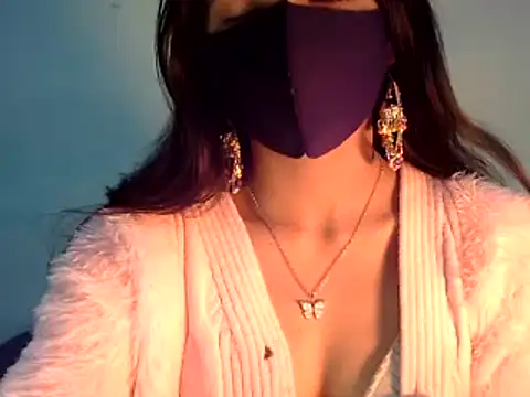 Cute Alaina online show from January 2025 11:46:01 PM