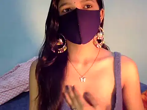 Cute Alaina online show from January 2025 11:45:01 PM