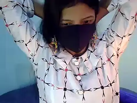 Cute Alaina online show from February 2025 02:18:01 AM