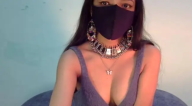Cute Alaina online show from February 2025 01:47:02 AM