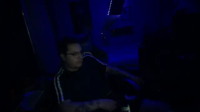 FrankGatsby11 online show from December 2024 10:30:01 AM