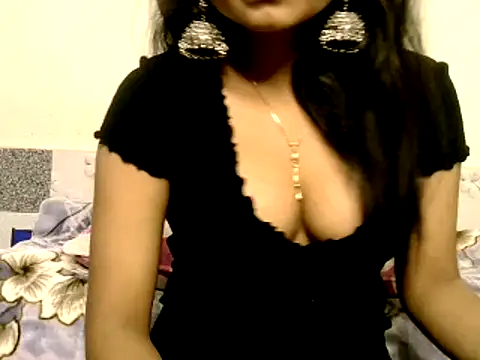Snapshot of Sanjana_Gupta chatting on February 2025 06:24:02 AM Sanjana Gupta online show from February 2025 06:24:02 AM