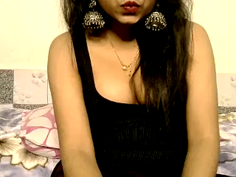 Snapshot of Sanjana_Gupta chatting on February 2025 02:10:01 PM Sanjana Gupta online show from February 2025 02:10:01 PM