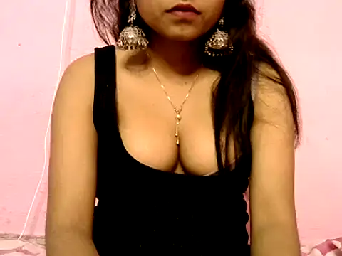 Snapshot of Sanjana_Gupta chatting on February 2025 05:59:02 AM Sanjana Gupta online show from February 2025 05:59:02 AM