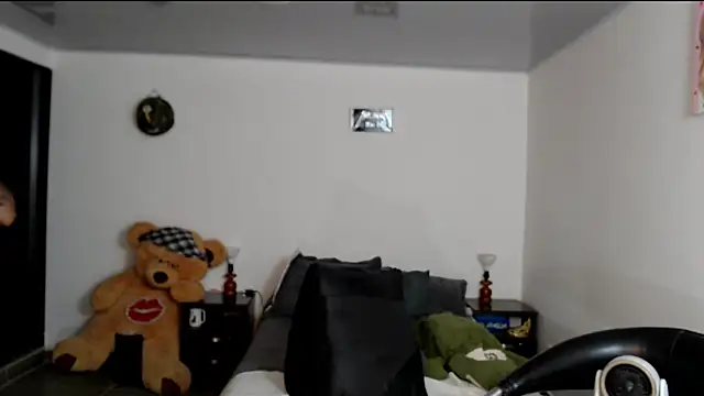 Ana Maria 1606 online show from March 2025 08:42:02 PM