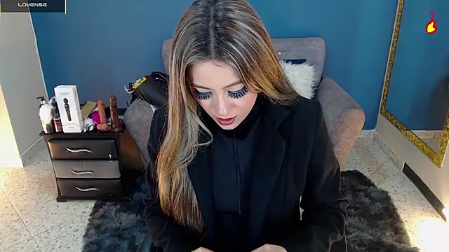 Snapshot of miacarperr1 chatting on March 2025 01:04:01 AM miacarperr1 online show from March 2025 01:04:01 AM