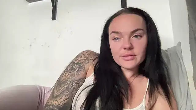 Snapshot of yorkshiregal chatting on October 2025 07:09:02 AM yorkshiregal online show from October 2025 07:09:02 AM