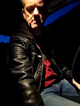 Snapshot of Hectorthyssen1 chatting on November 2025 04:40:01 PM Hectorthyssen1 online show from November 2025 04:40:01 PM