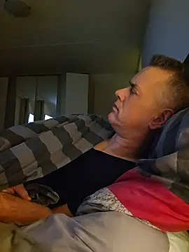 Snapshot of Hectorthyssen1 chatting on November 2025 10:48:02 PM Hectorthyssen1 online show from November 2025 10:48:02 PM