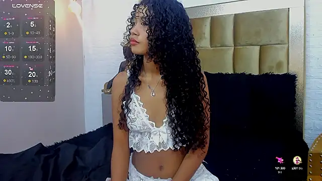 Salome Williamss online show from December 2024 07:45:01 PM