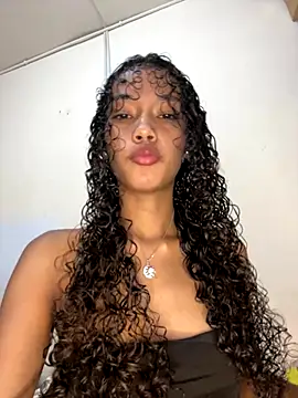 Salome Williamss online show from December 2024 12:45:02 AM