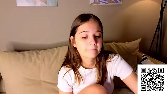 Snapshot of Leela_sun chatting on November 2025 06:13:02 AM Leela sun online show from November 2025 06:13:02 AM