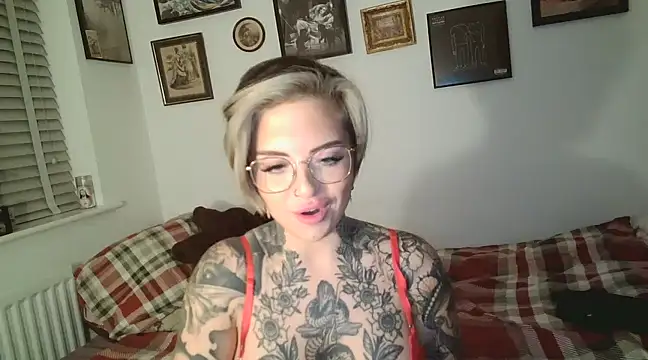 Alexandersonxo online show from December 2024 10:00:01 PM