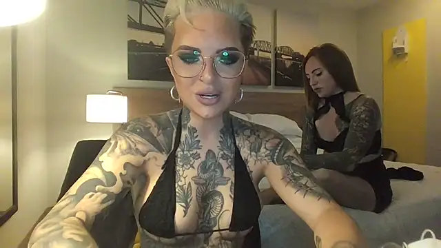 Alexandersonxo online show from September 2025 01:56:01 PM
