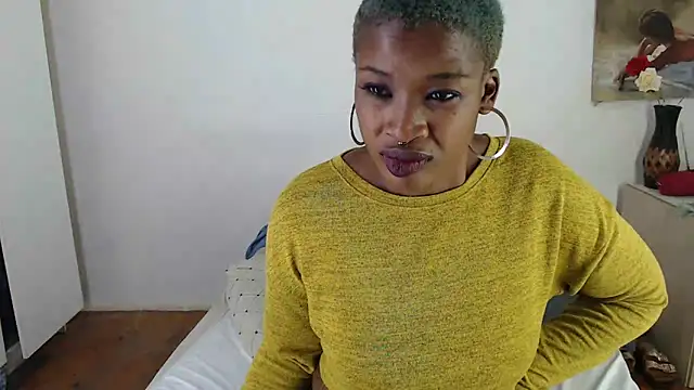 FLOWERLIPS25 online show from February 2025 12:50:01 PM