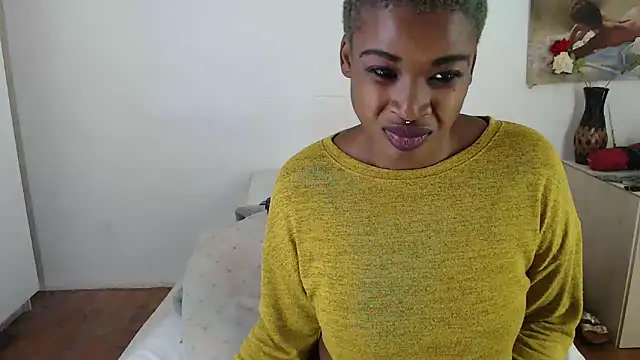 FLOWERLIPS25 online show from February 2025 01:11:02 AM