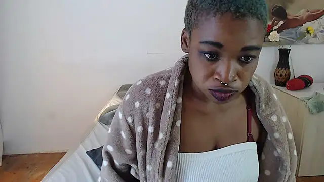 FLOWERLIPS25 online show from February 2025 03:19:01 PM