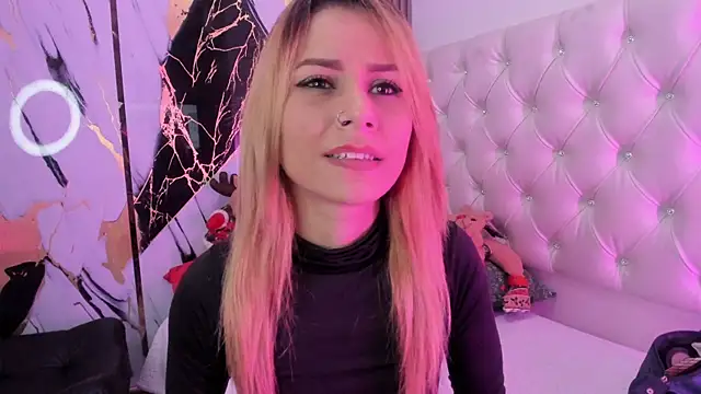 sophiee evanss  online show from December 2024 09:23:01 AM