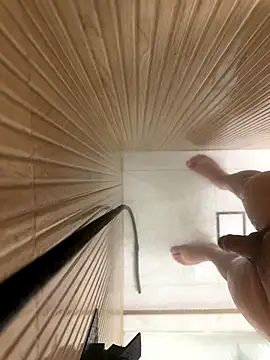 Gustavozx01 online show from December 2025 05:36:02 AM