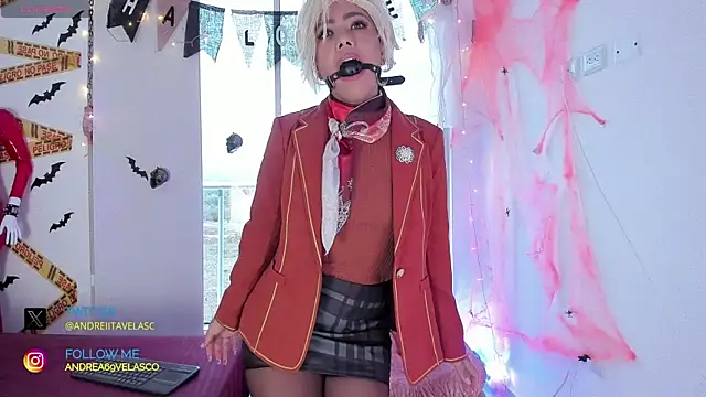 AndreaVelasco online show from October 2025 04:09:01 PM