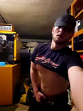 Snapshot of Sexynoah chatting on December 2024 02:42:02 AM Sexynoah online show from December 2024 02:42:02 AM